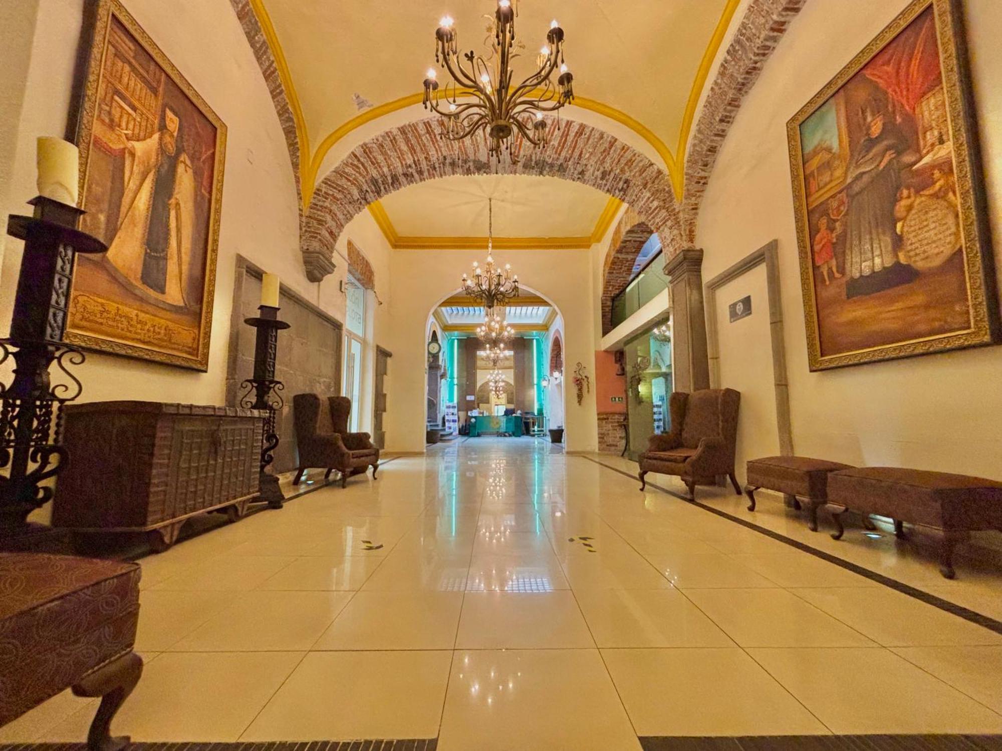 Hotel La Alhondiga Puebla Bagian luar foto