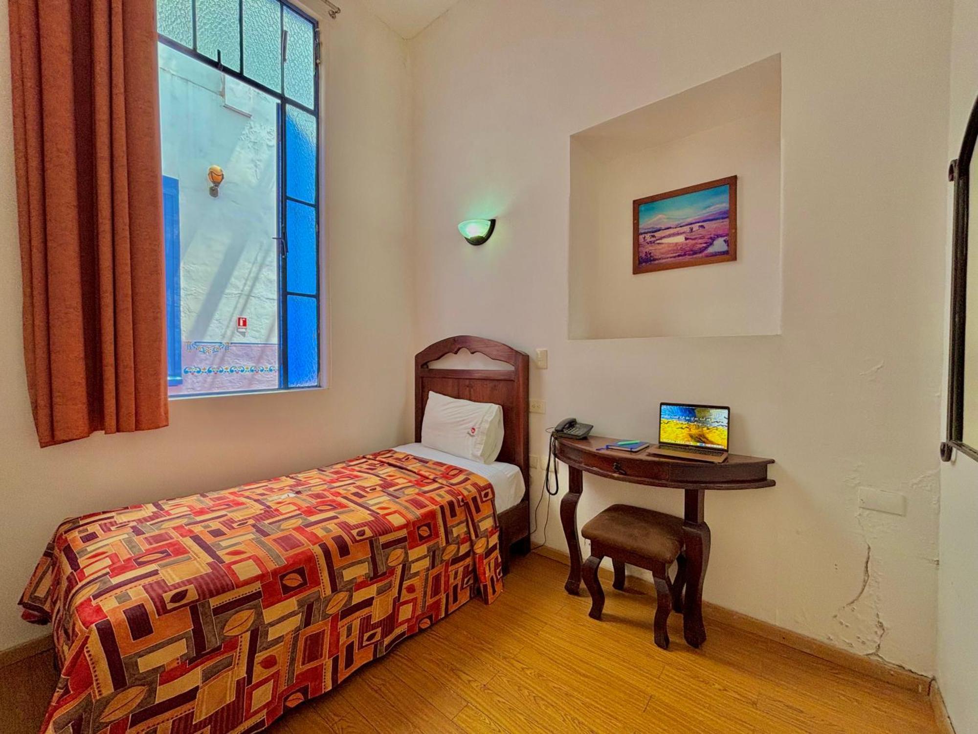 Hotel La Alhondiga Puebla Bagian luar foto