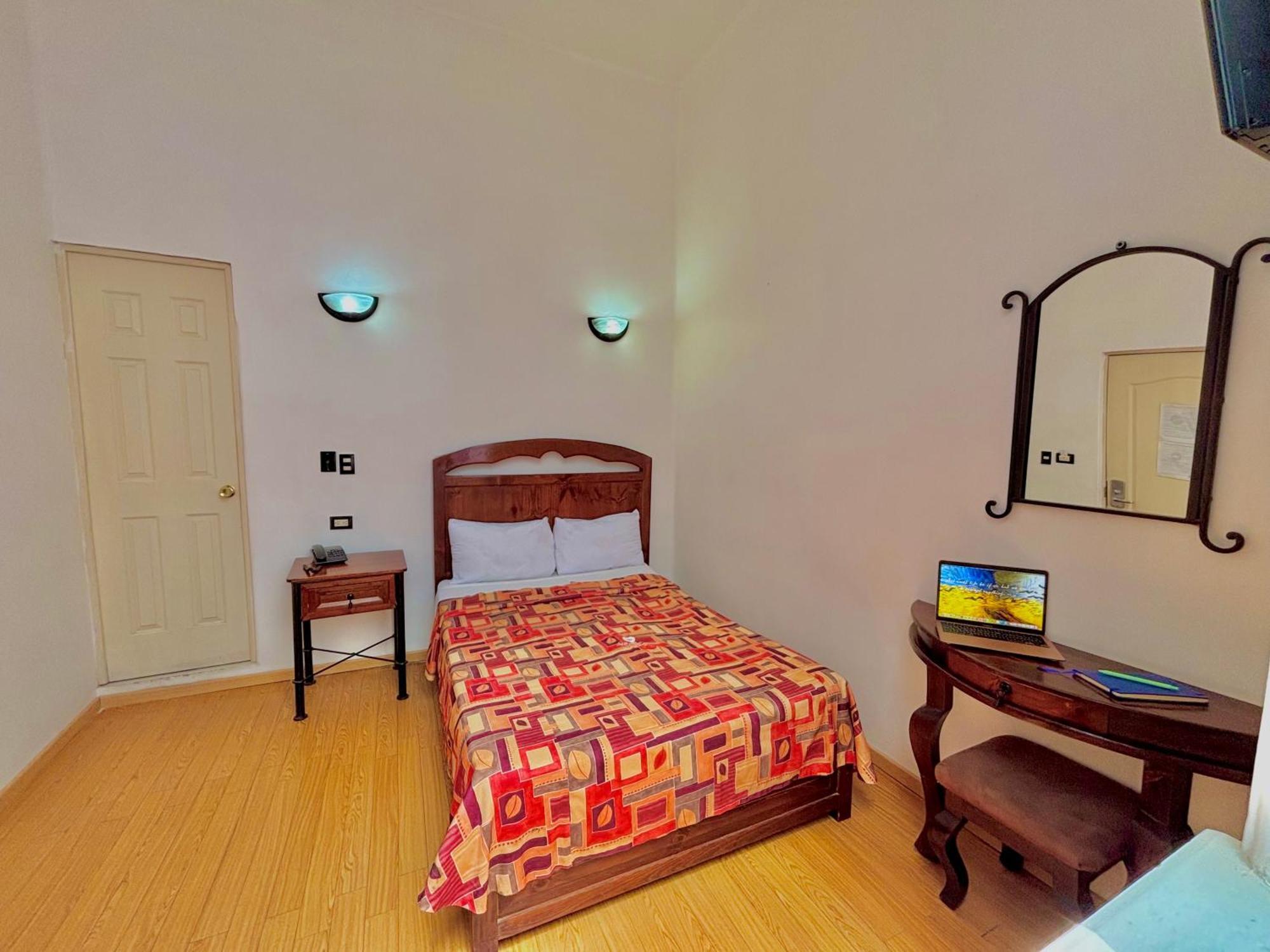 Hotel La Alhondiga Puebla Bagian luar foto